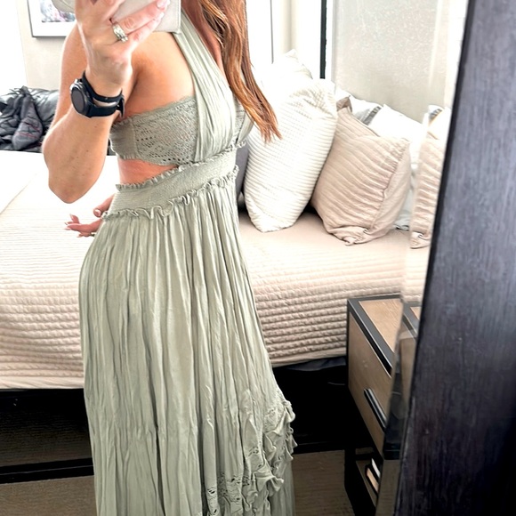 NWT— OHM- Papermoon Green Maxi Dress - Picture 6 of 8